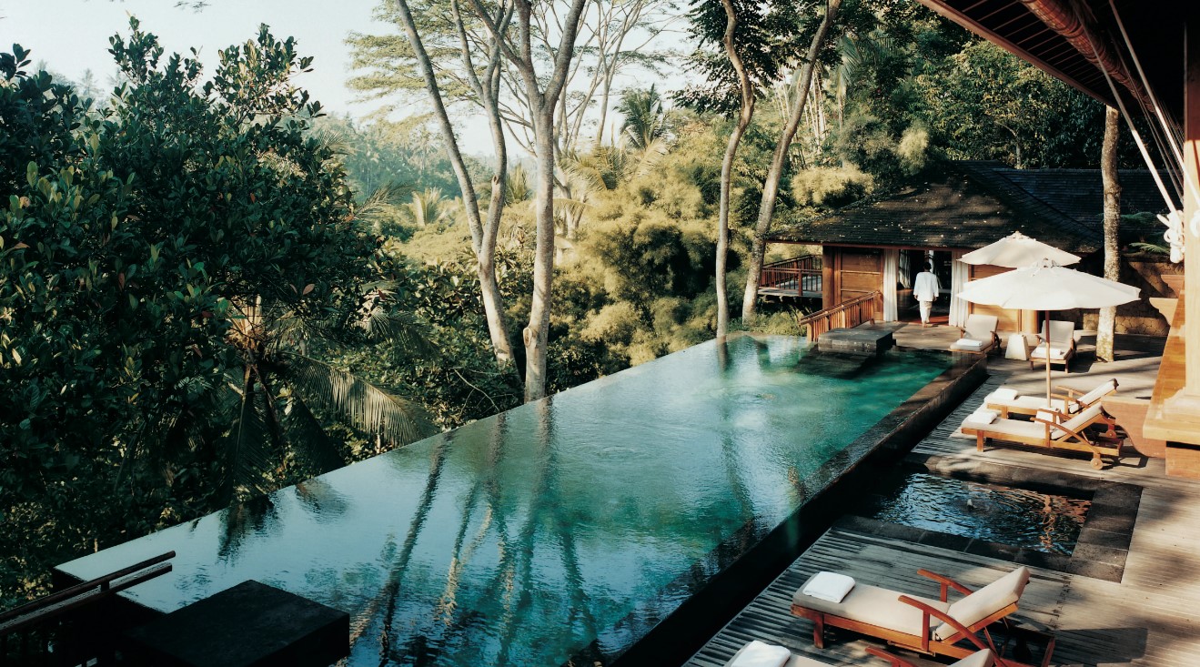 Benefits-of-Romantic-Hotel-Getaways