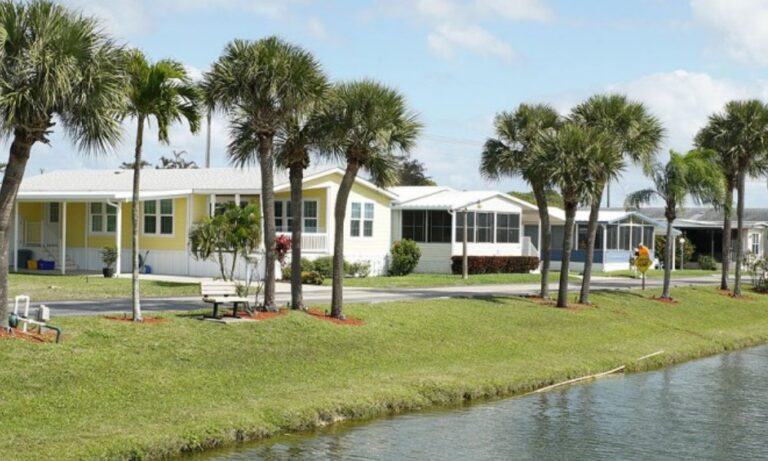 Best-Cheap-Mobile-Homes-for-Sale-in-Palm-Beach-County