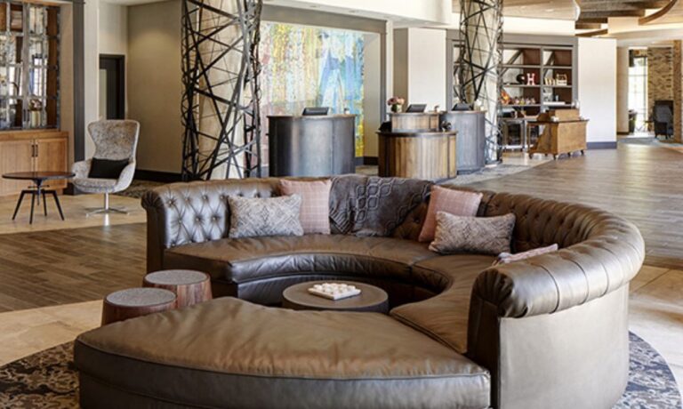 Family-Friendly-Hotels-Ultimate-Guide-to-Booking-the-Perfect-Stay-for-Your-Family