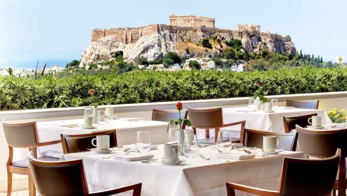 Top-5-Hotels-with-Unmatched-Culinary-Experiences
