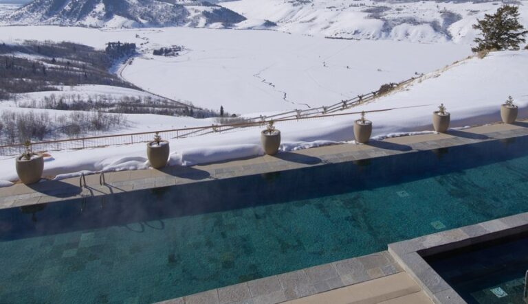 top-ski-resorts-with-the-best-luxury-accommodations
