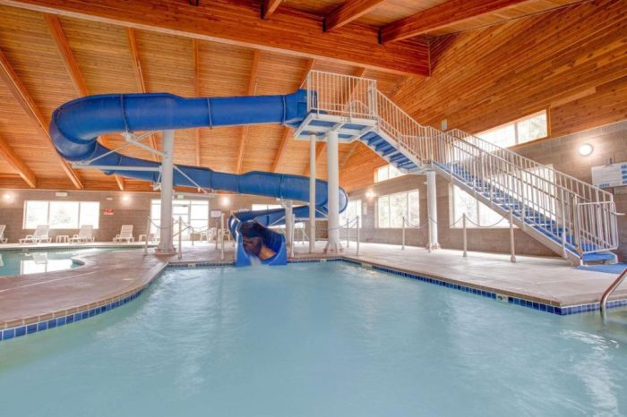 Hotels with Indoor Waterparks for Year-Round Fun
