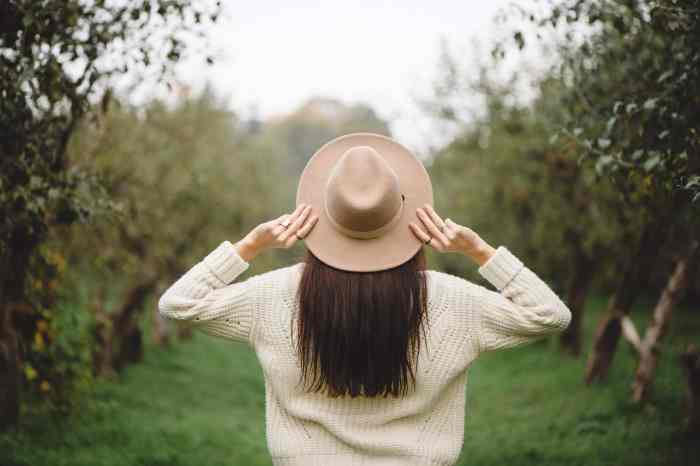 Hotels That Offer Free Experiences Like Yoga or Cooking
