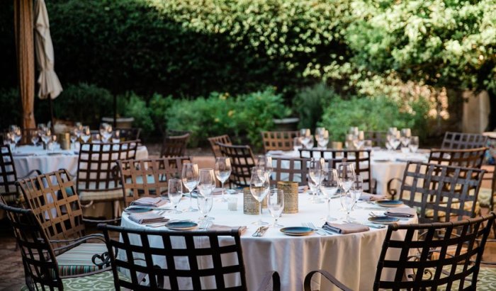 Hotels with Private Chefs and Personalized Dining