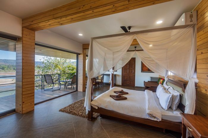 Best Hotels for Experiencing Sunrise and Sunset Views
