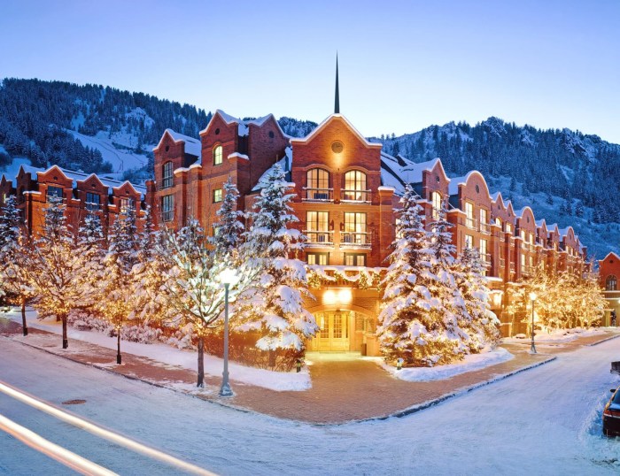 Hotels with Seasonal Packages for Winter or Summer