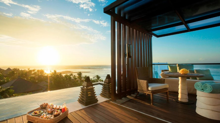 Spa and Wellness Facilities: Oceanfront Indulgence
