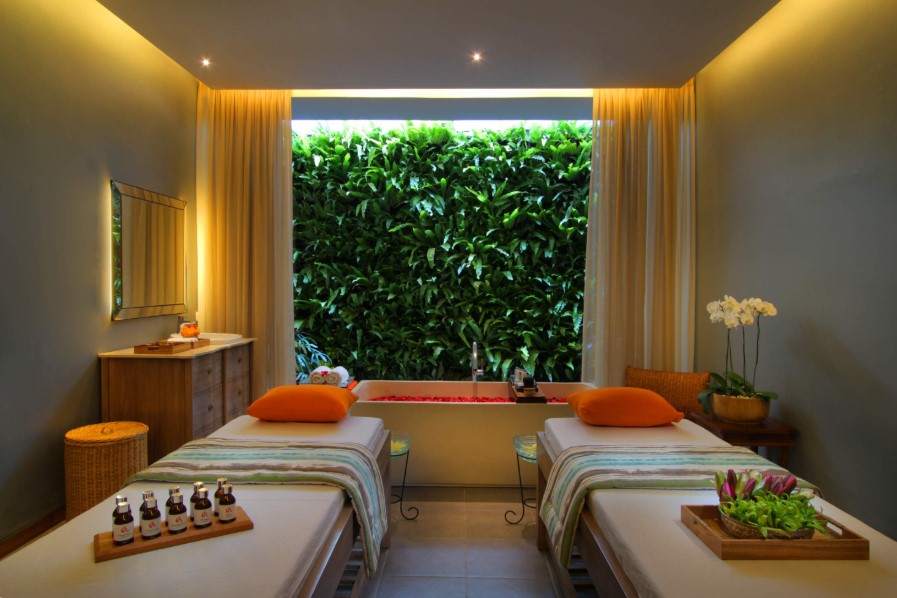 Top Selected Beachfront Spa Resorts in Bali